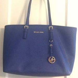 Michael Kors // Jet Set Purse